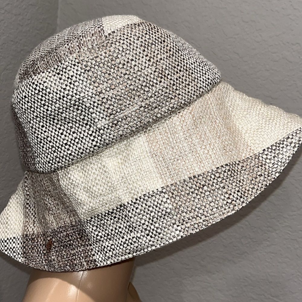 Reversible Bucket hat - Picture 2 of 7